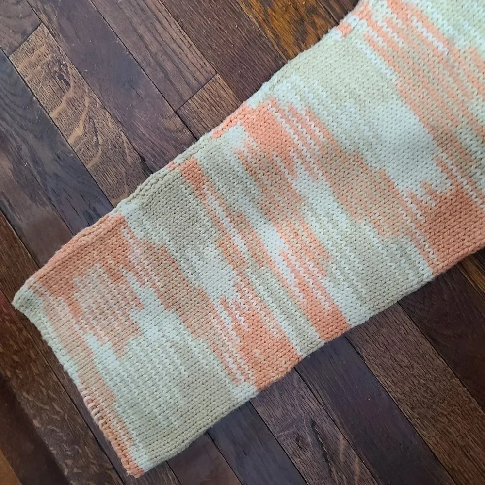 Vintage Cozy Chunky Orange Tan Zigzag Pattern Scarf