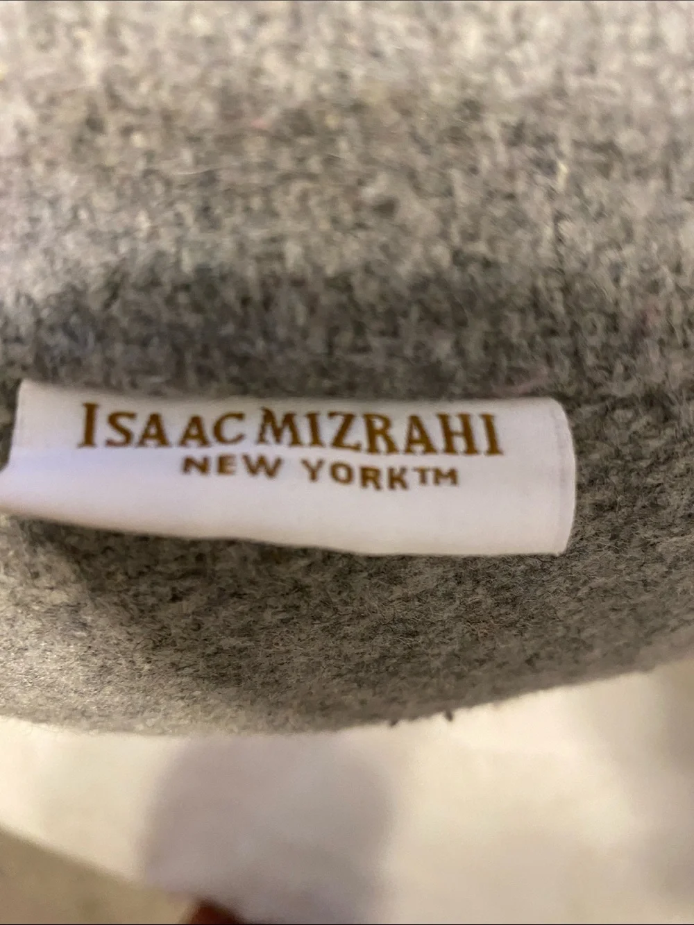 Isaac Mizrahi embroidered holiday