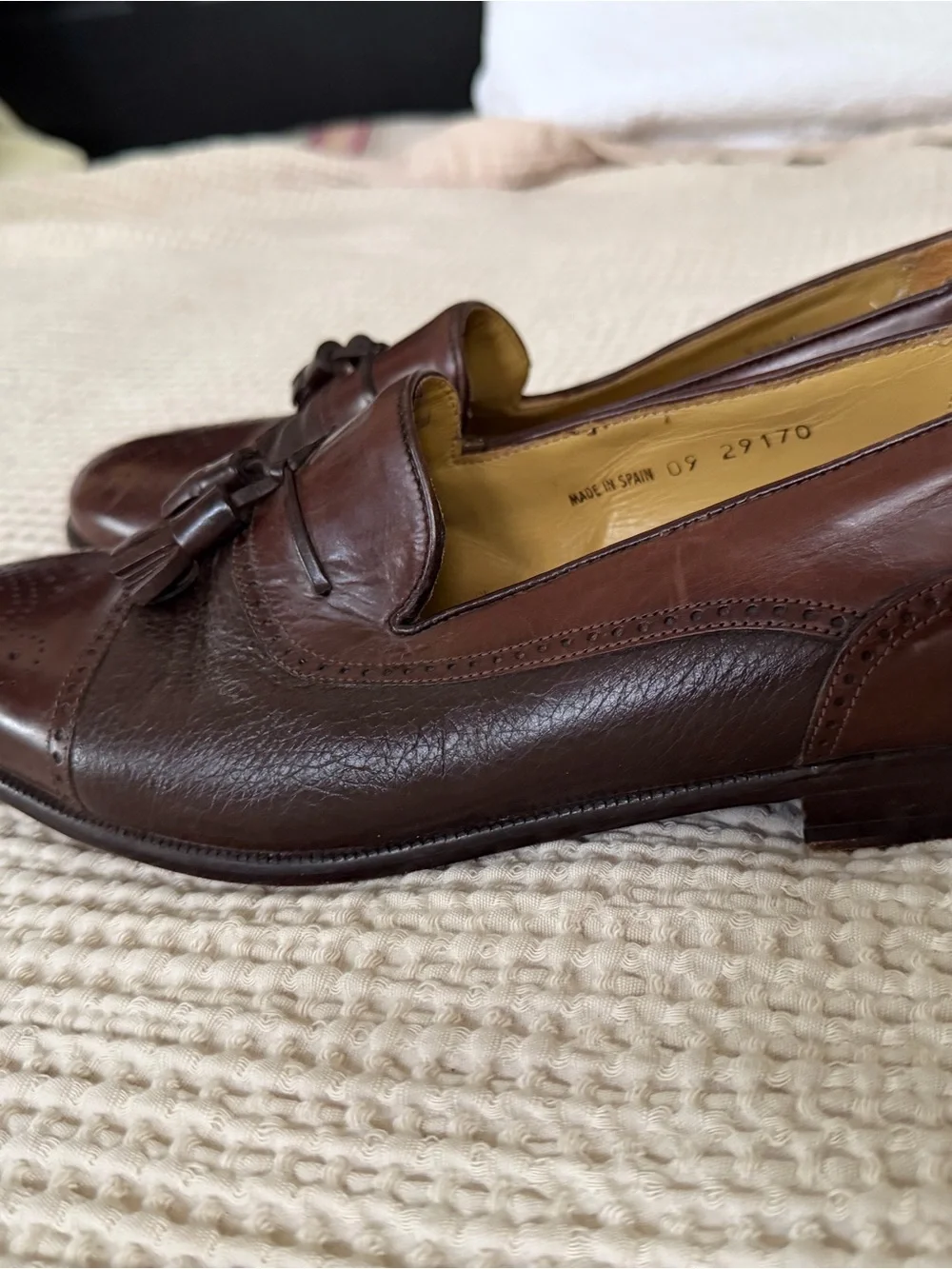 Mezlan refined leather