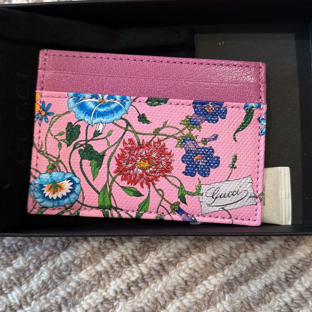 Gucci super cute