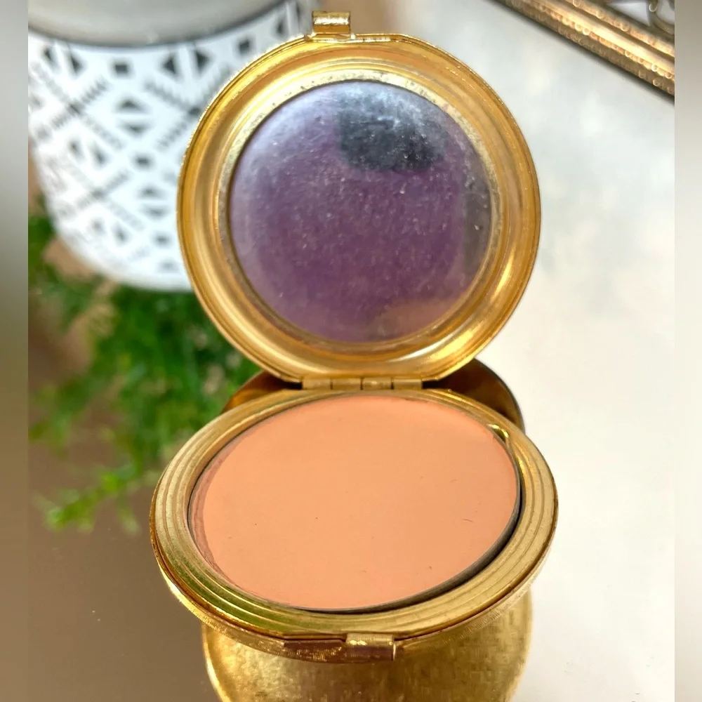 Revlon elegant gold