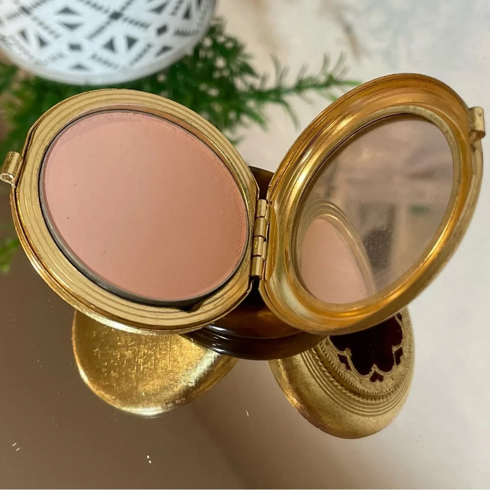 Revlon elegant gold