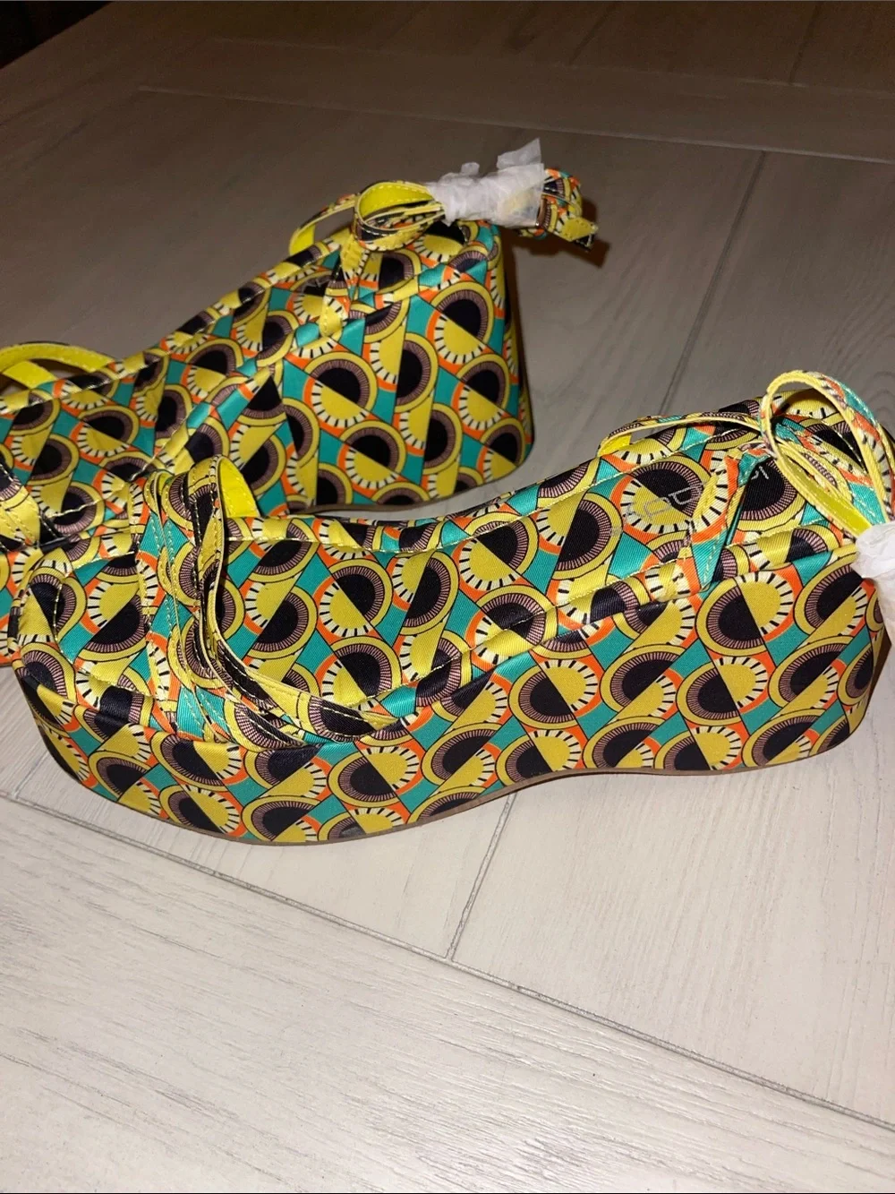 Unilady bold yellow