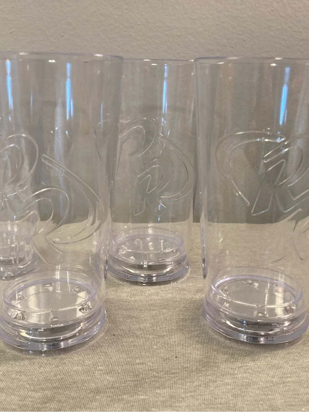 Fun Red Robin Light Up Clear Acrylic Drinking Tumblers - Set of 4
