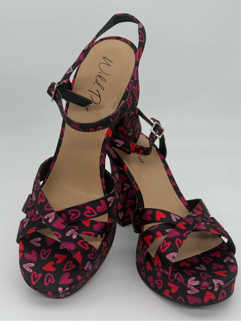 NWOT Wild Pair Heart Print Satin Platform Heels Strappy Sandals Sz 11