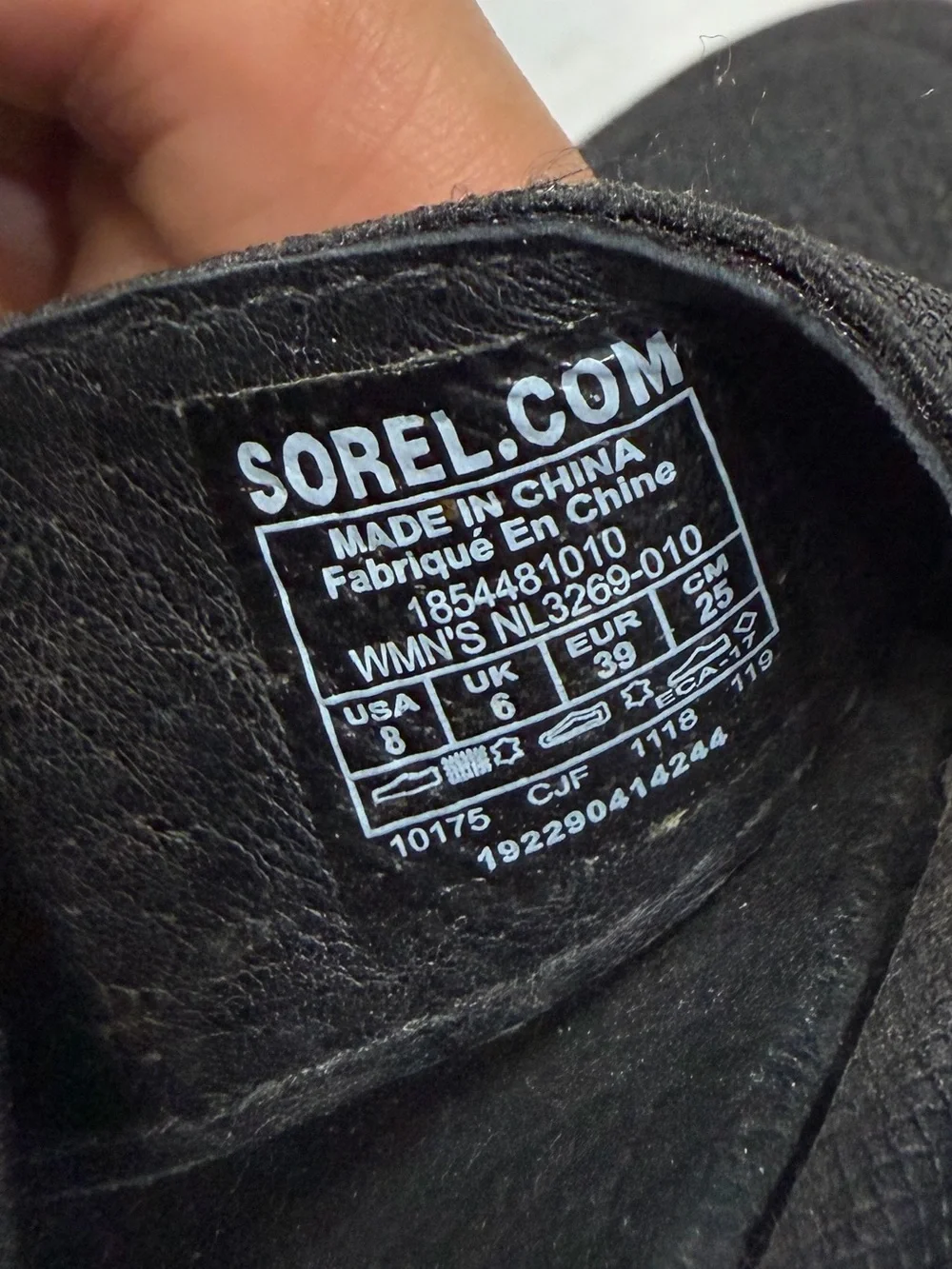 SOREL Joanie II Black Platform Wedge Ankle Strap Rear Zip Sandal 8