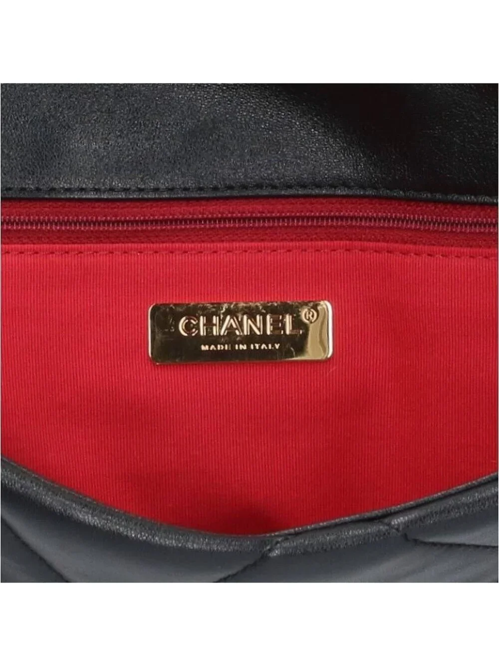 Chanel 19 Maxi Flap Shiny Lambskin 2-Way Shoulder Bag