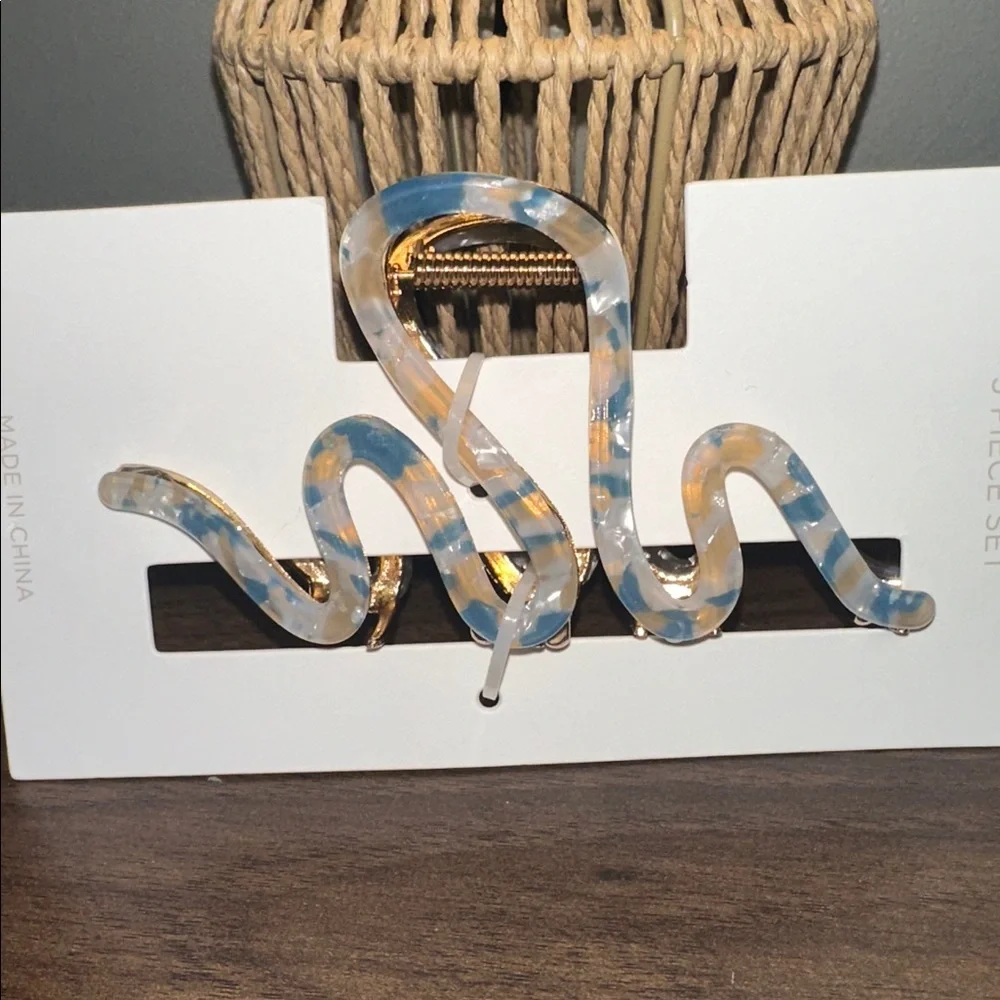 Aimee Song Blue Marble Wave Claw Hair Clip Gold Tone NWT