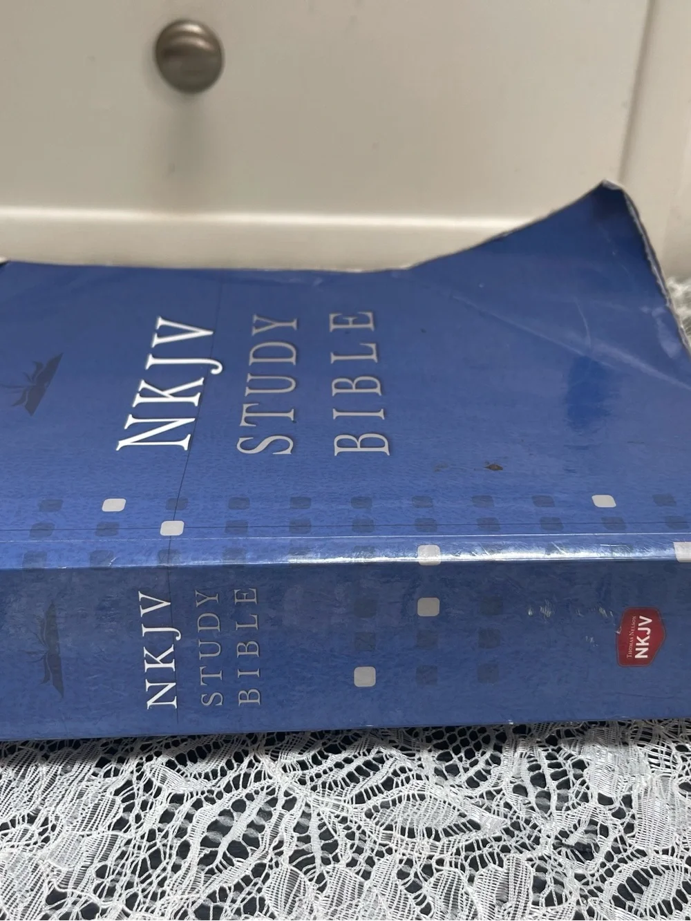 Nelson's NKJV (New King James Version) Study Bible HC 1997