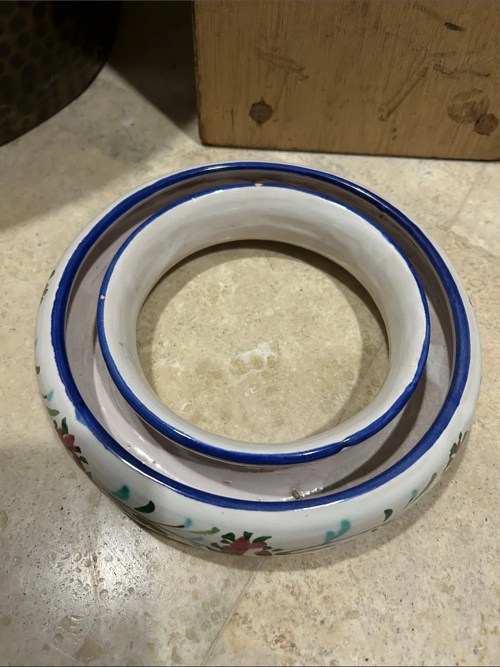 vintage Italian ceramic ring vase / posy ring / flower frog