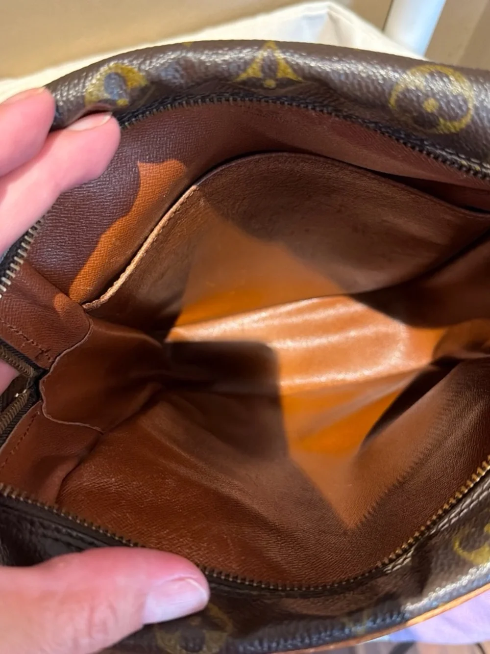 Louis Vuitton please note