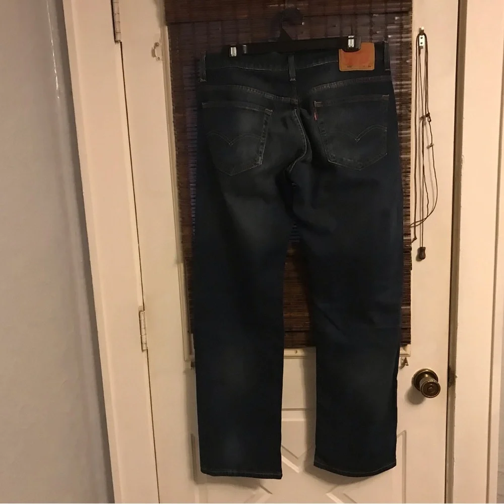 Levis modern laid