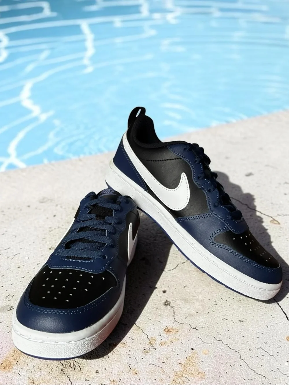 Nike borough cushioned