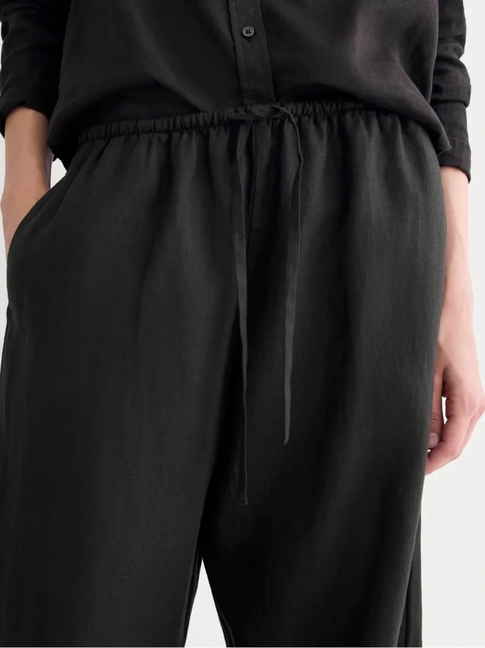 Everlane drawstring pant