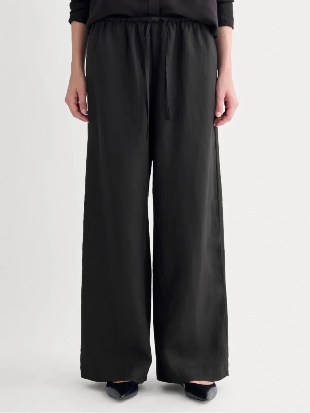 Everlane drawstring pant
