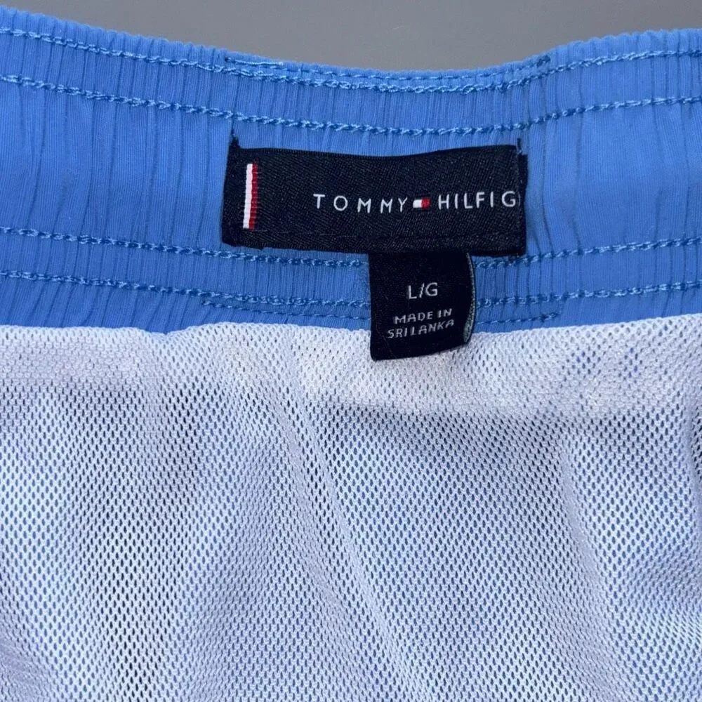 Tommy Hilfiger restrictions flatters comfort