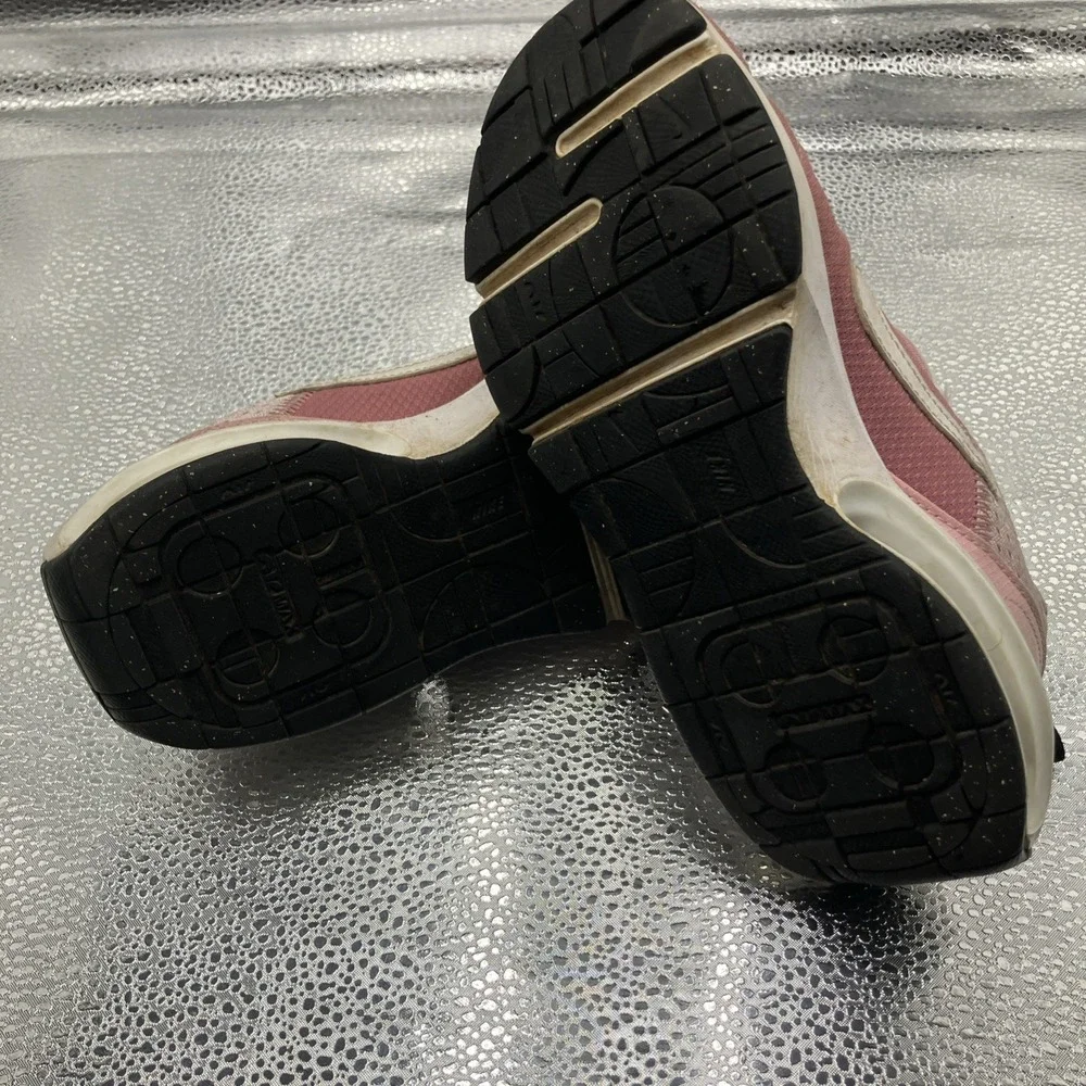 Pink Nike Air Max Kids Shoes. Size 13 C