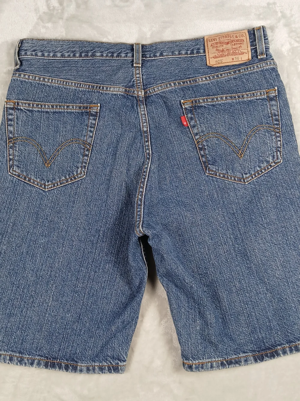 Levis classic straight
