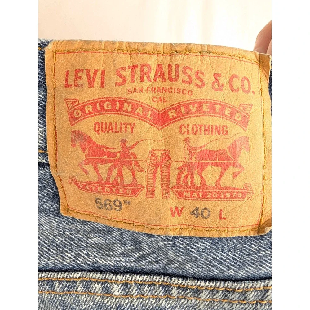 Levis levi 569