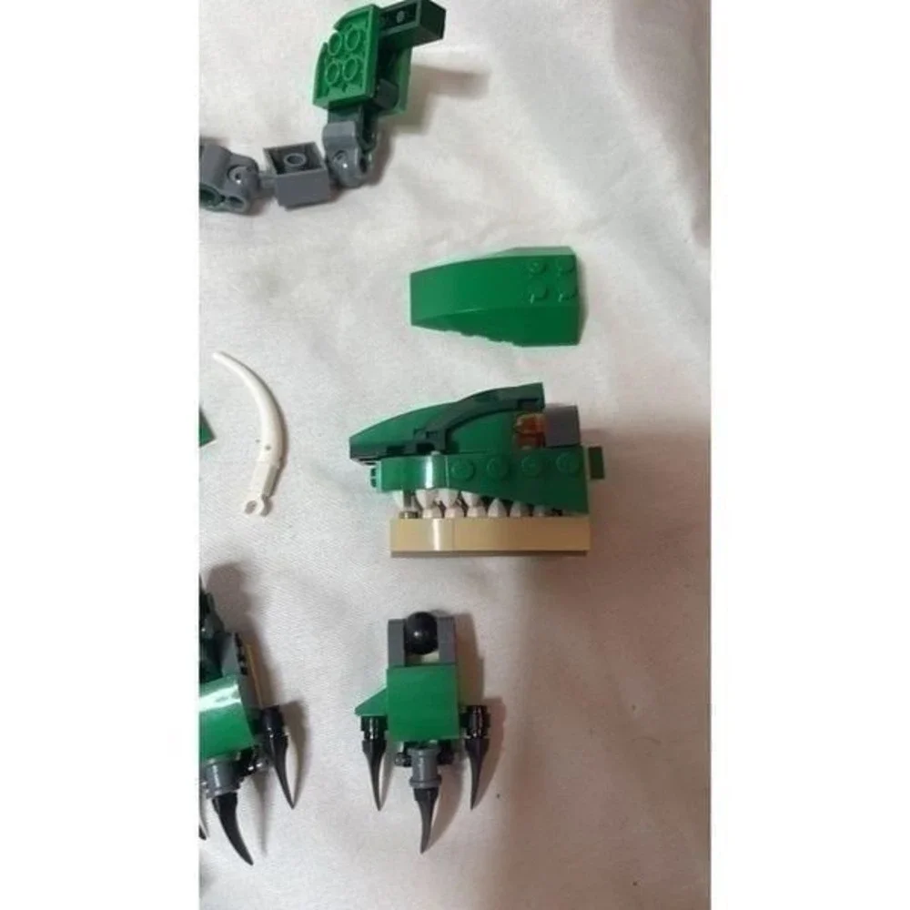 Lego creator mighty