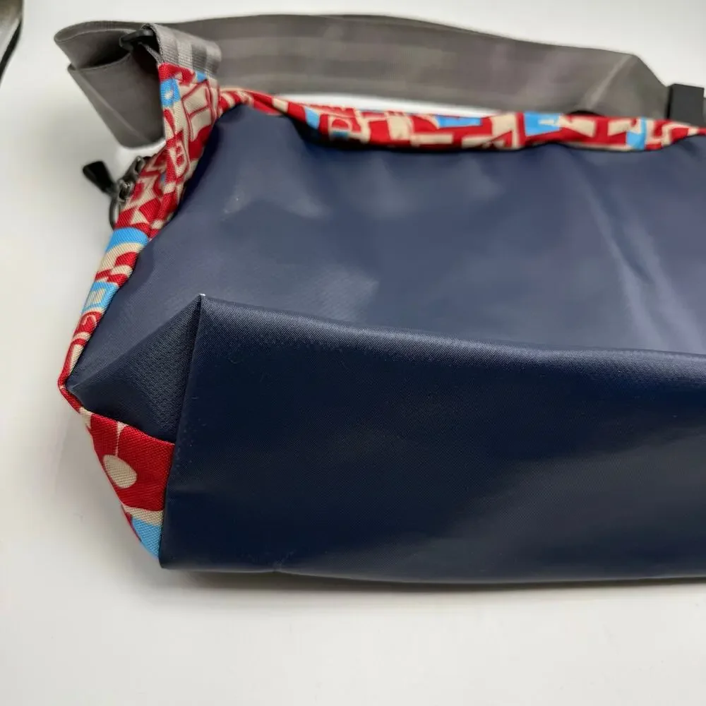 Gregory Water Resistant Flap Front Messenger Shoulder Bag Red Blue Cityscape