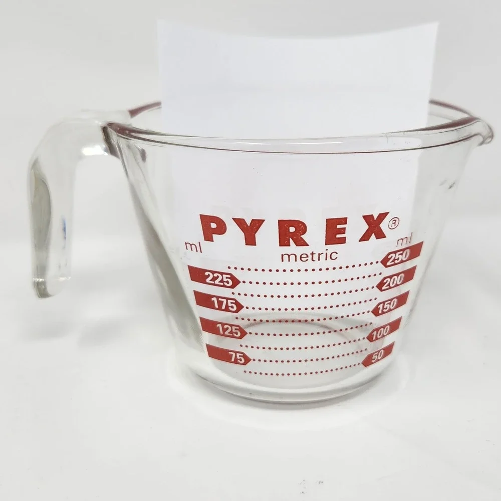 Vintage PYREX 1 Cup Measuring‎ Cup Red Lettering J Handle