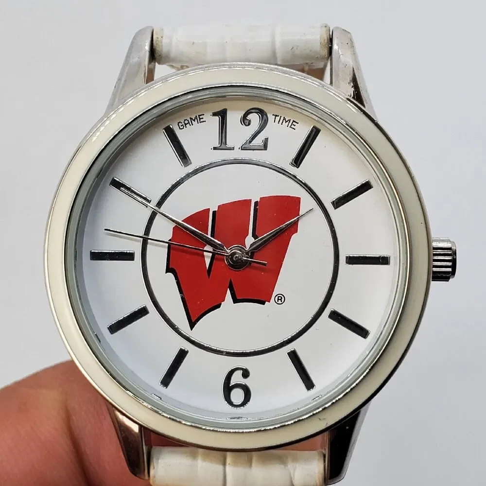 University of Wisconsin Badgers Women's Watch 34MM White Dial Bands‎ New Battery