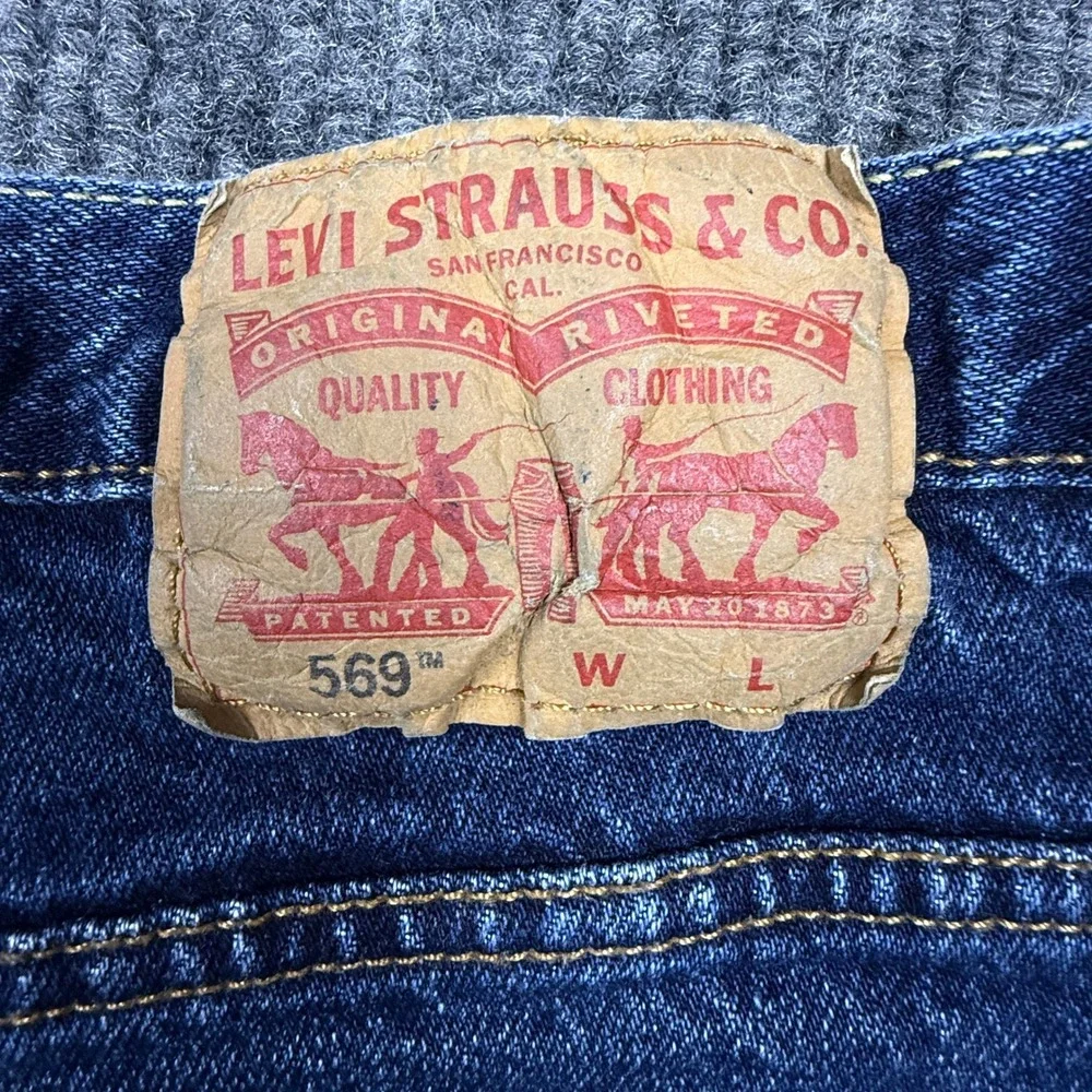Levis levi 569