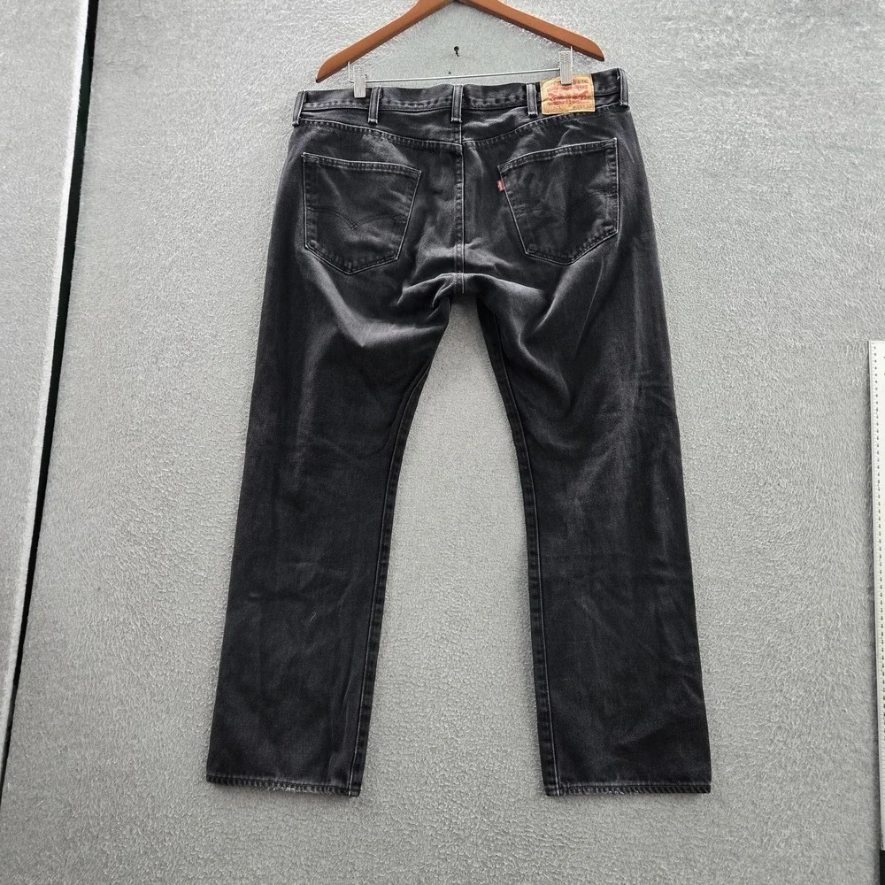 Levis *please carefully