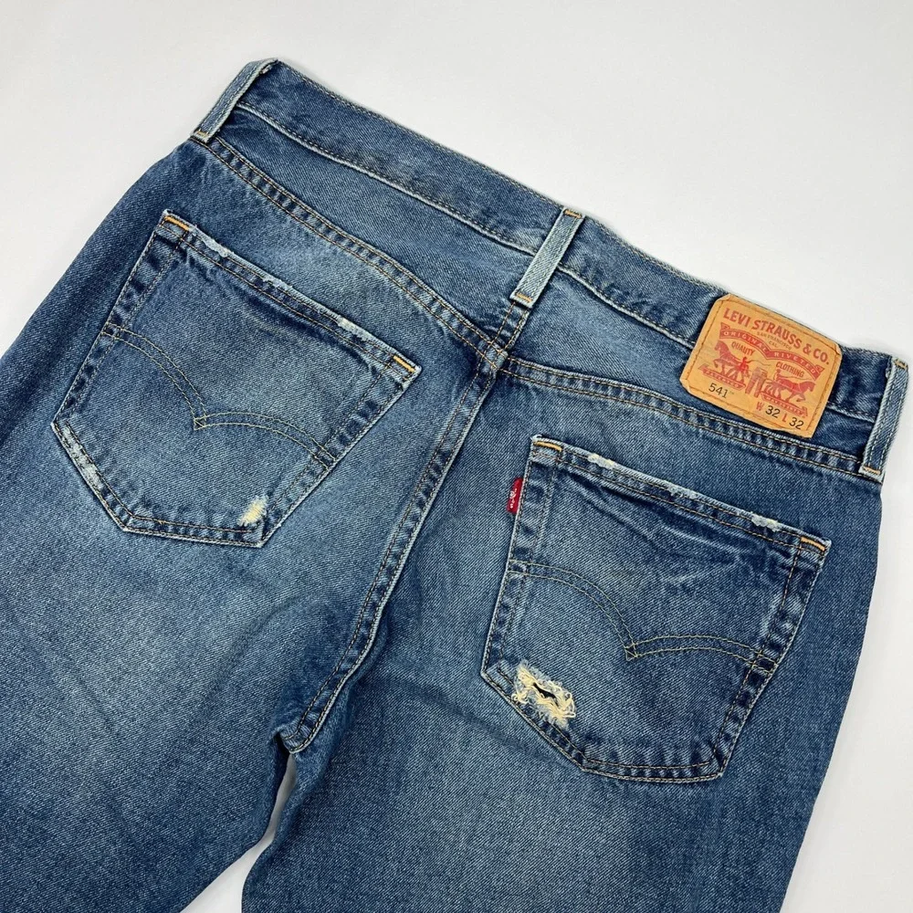 Levi's 541 Athletic Taper Distressed‎ Jeans Blue 32x32 Streetwear Modern Denim