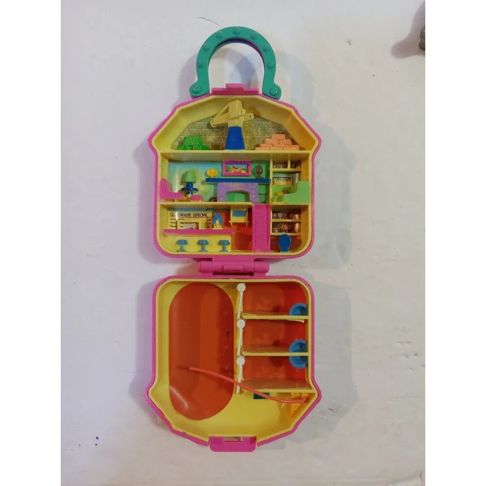 Vintage 1994 Happy Trails Club Horse Stable Polly Pocket Pony Compact Only