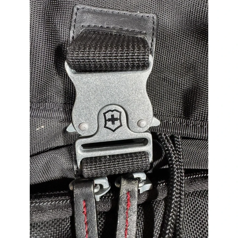 Victorinox‎ Swiss Army Black 17