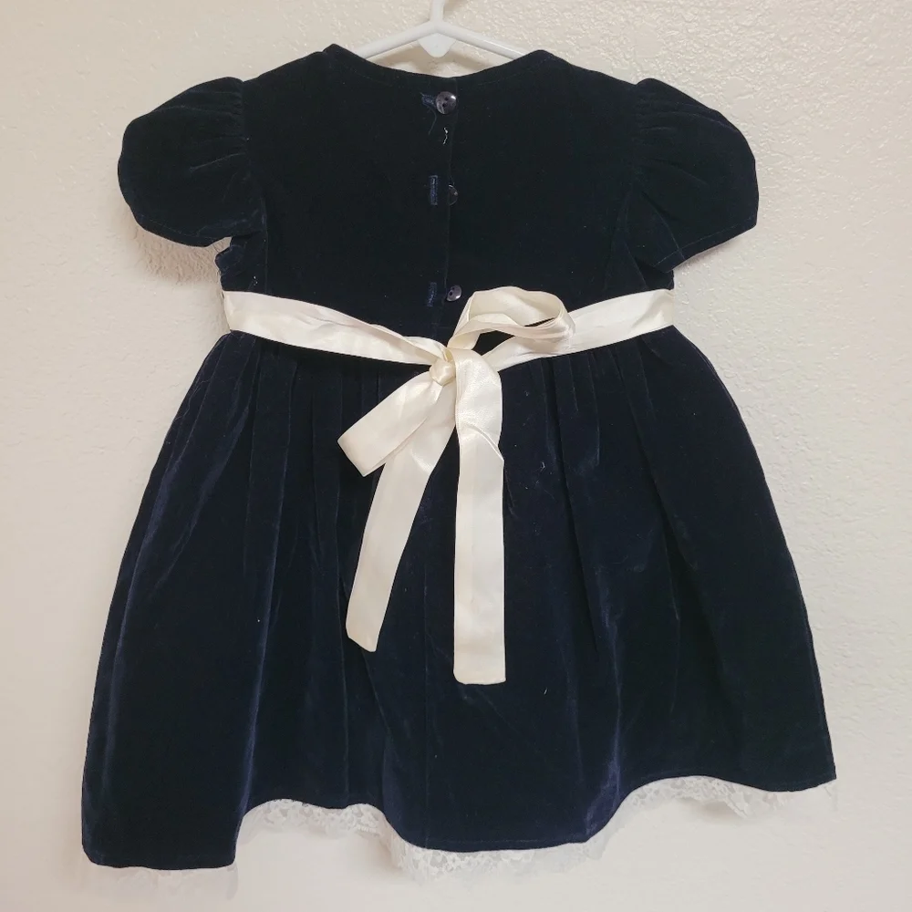 Jenny Annie Dots vintage jenny