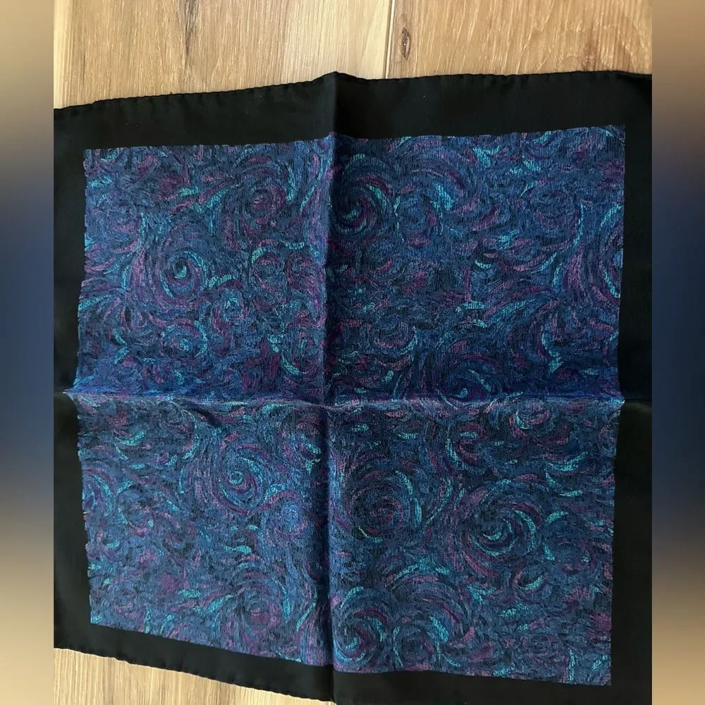 N/A polyester unbranded 12”