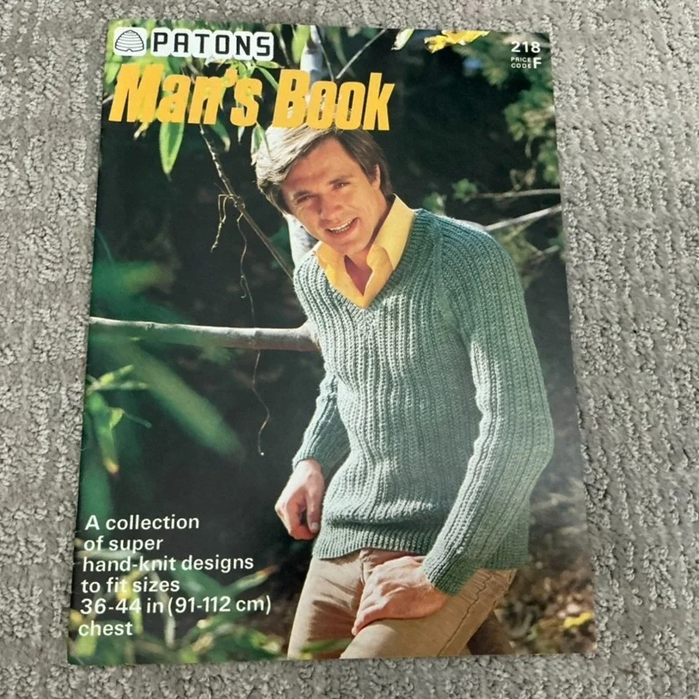 Lot 7 Vintage Knitting Crochet Pattern Books Womens Mens Bernat Bucilla Patons
