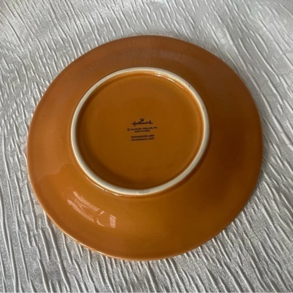 Set of‎ three Hallmark luncheon plates