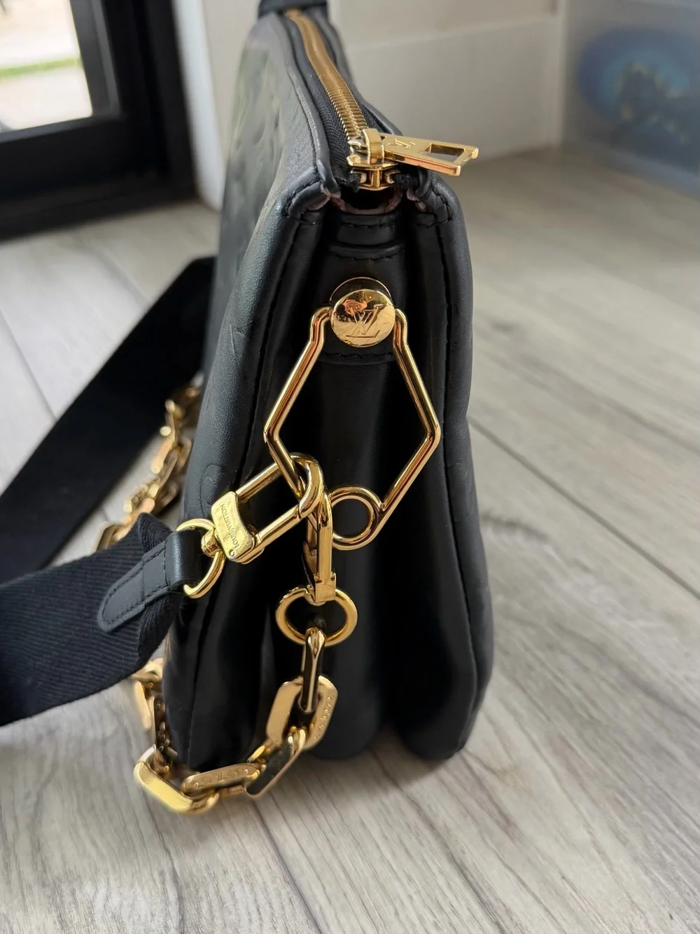 Louis Vuitton sleek louis