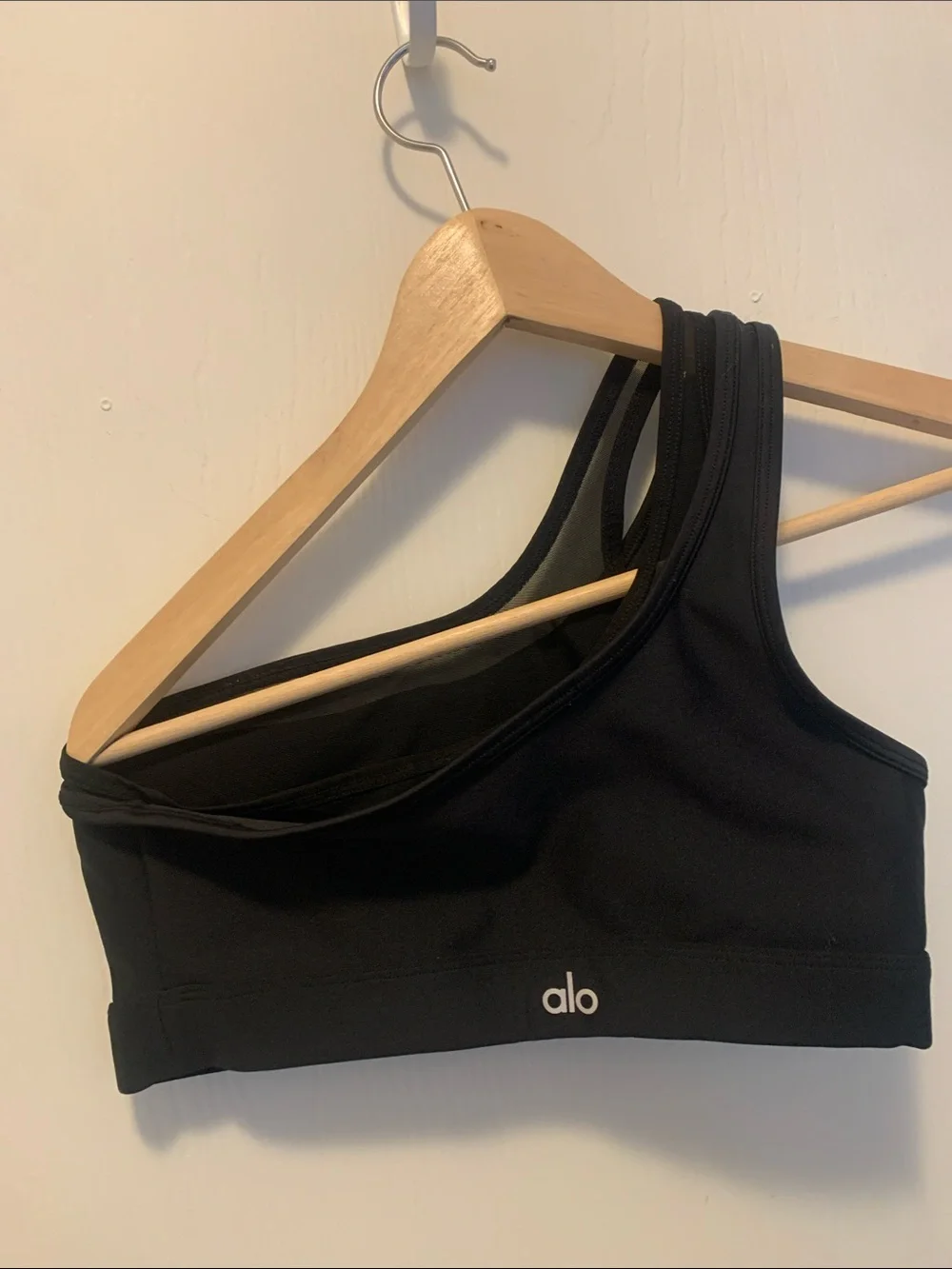 ALO Yoga sleek one