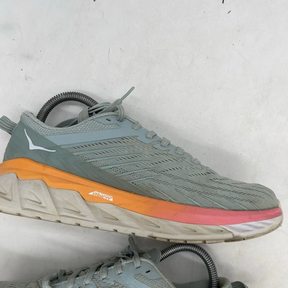 Hoka One One