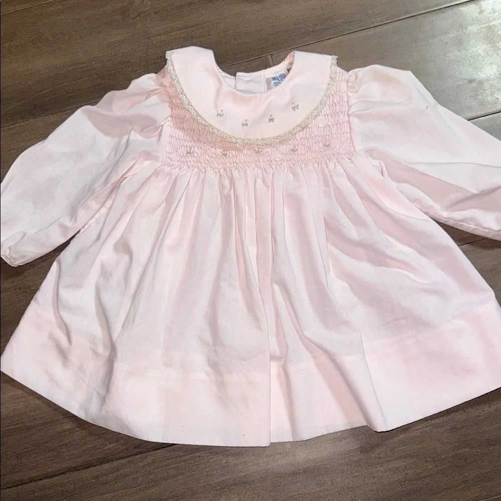Vintage Friemanit Hand Smocked Baby Dress - Pastel Pink Peter Pan Collar - 18M