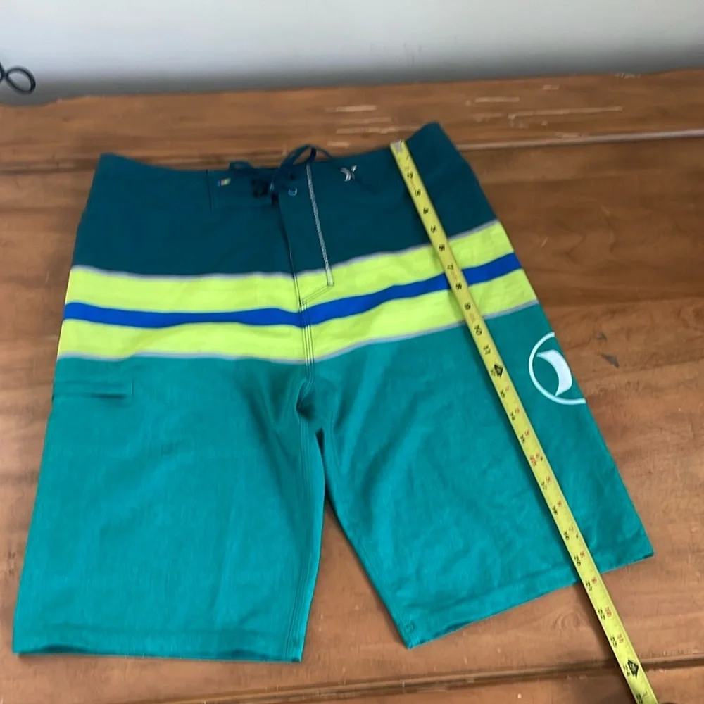 HURLEY Phantom Board Shorts Size 30