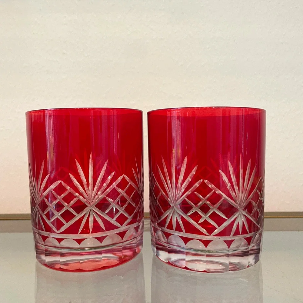 Unbranded set red