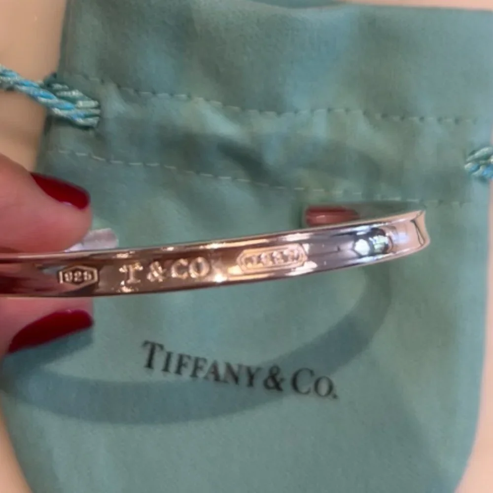 Tiffany & Co. reposhing this