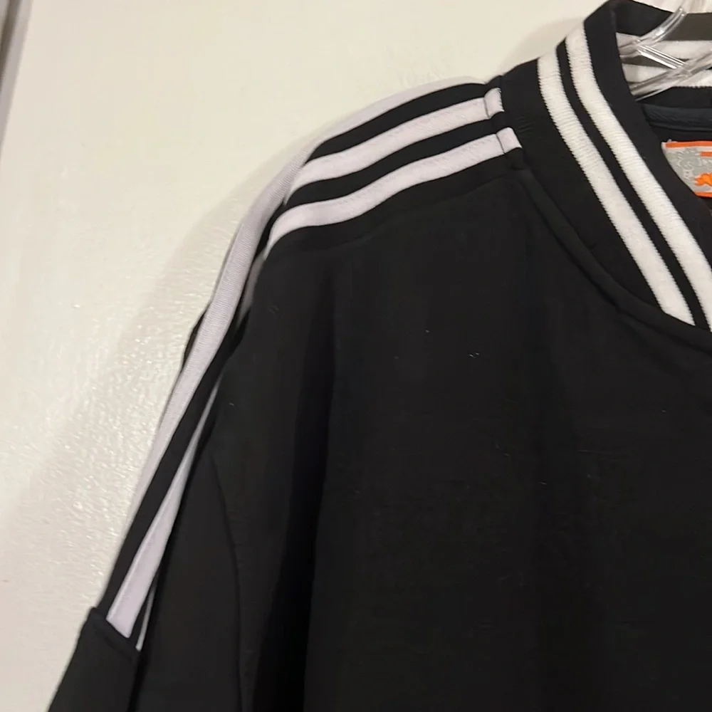 Tank black/white jacket and pants outfit