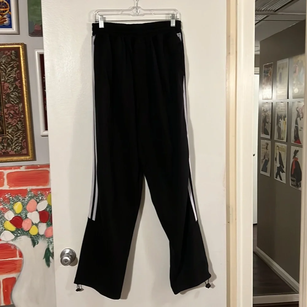 Tank black/white jacket and pants outfit