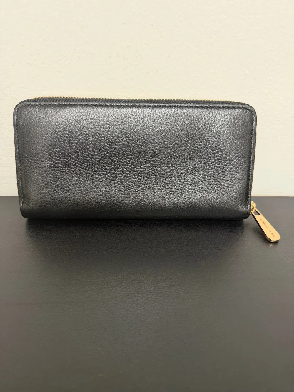 Michael Kors Black Fulton Continental Blk Pebbled Leather Zip Wallet w/Gold Logo