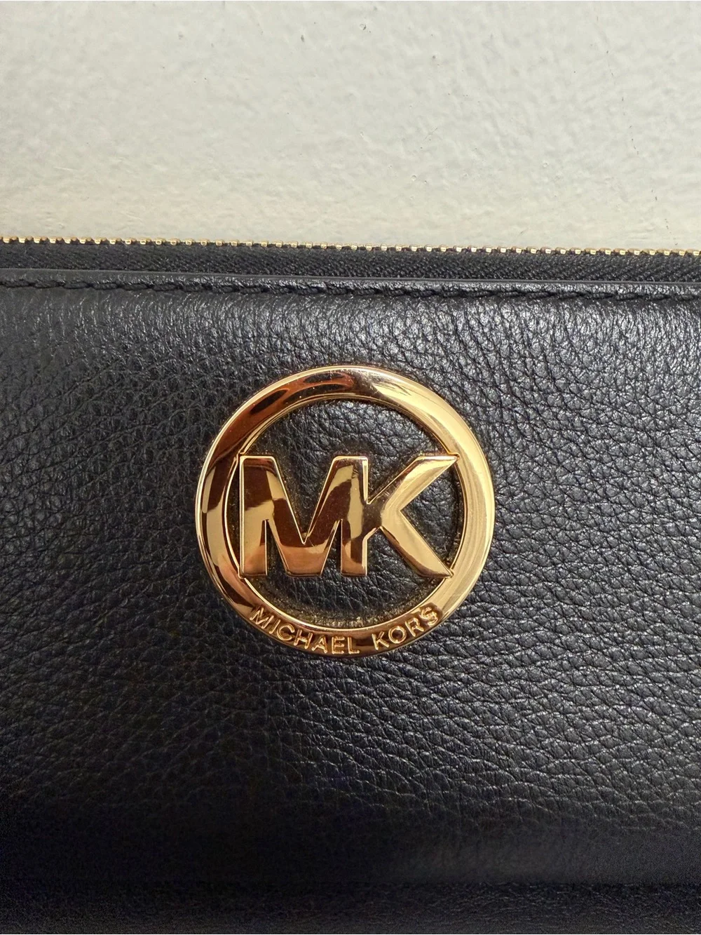Michael Kors Black Fulton Continental Blk Pebbled Leather Zip Wallet w/Gold Logo