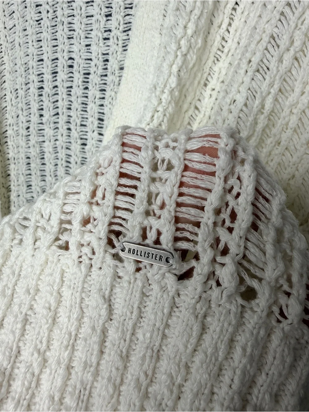 Hollister lightweight open