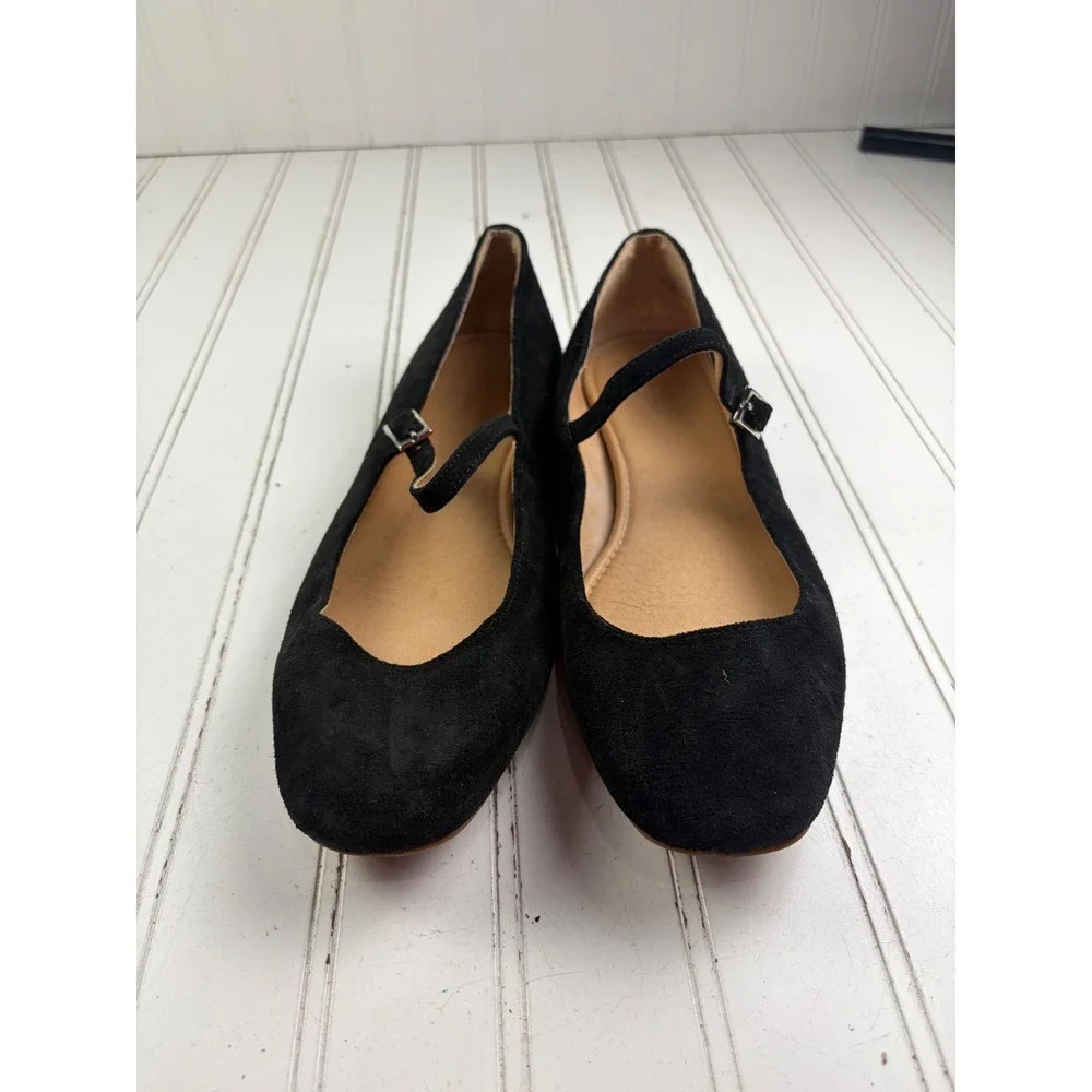 Crown Vintage elevate your