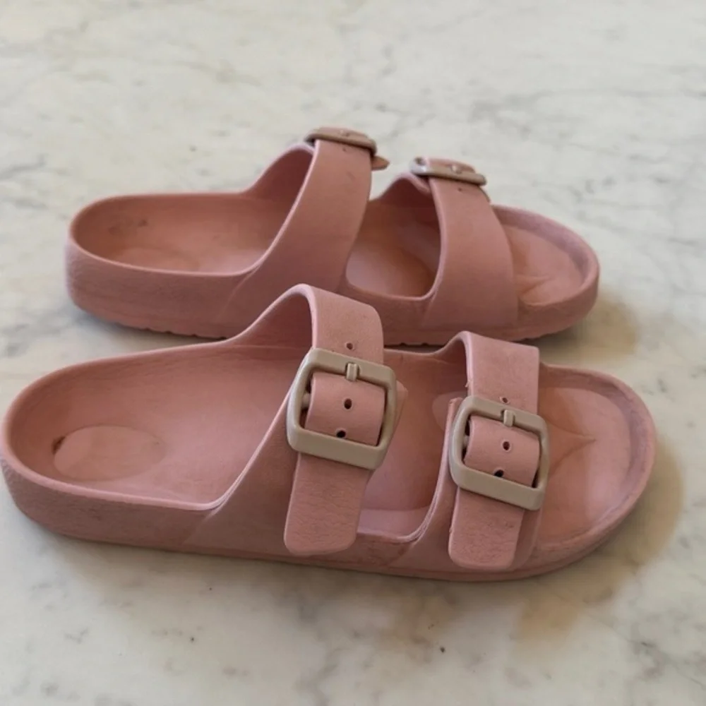 Cat & Jack Girls Pink Double Buckle Slide Sandals Size 1 Little Kid